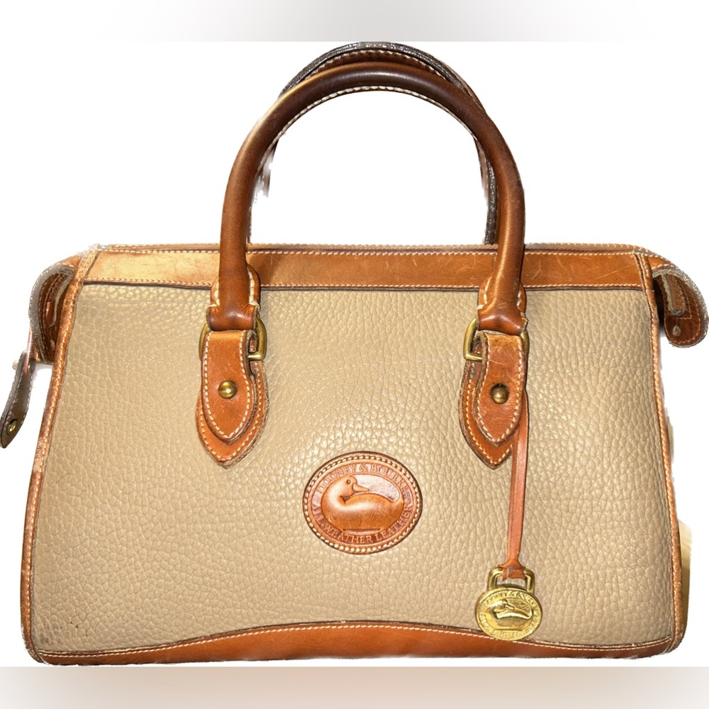 Vintage Dooney & Bourke All Weather Leather Doctor’s Bag